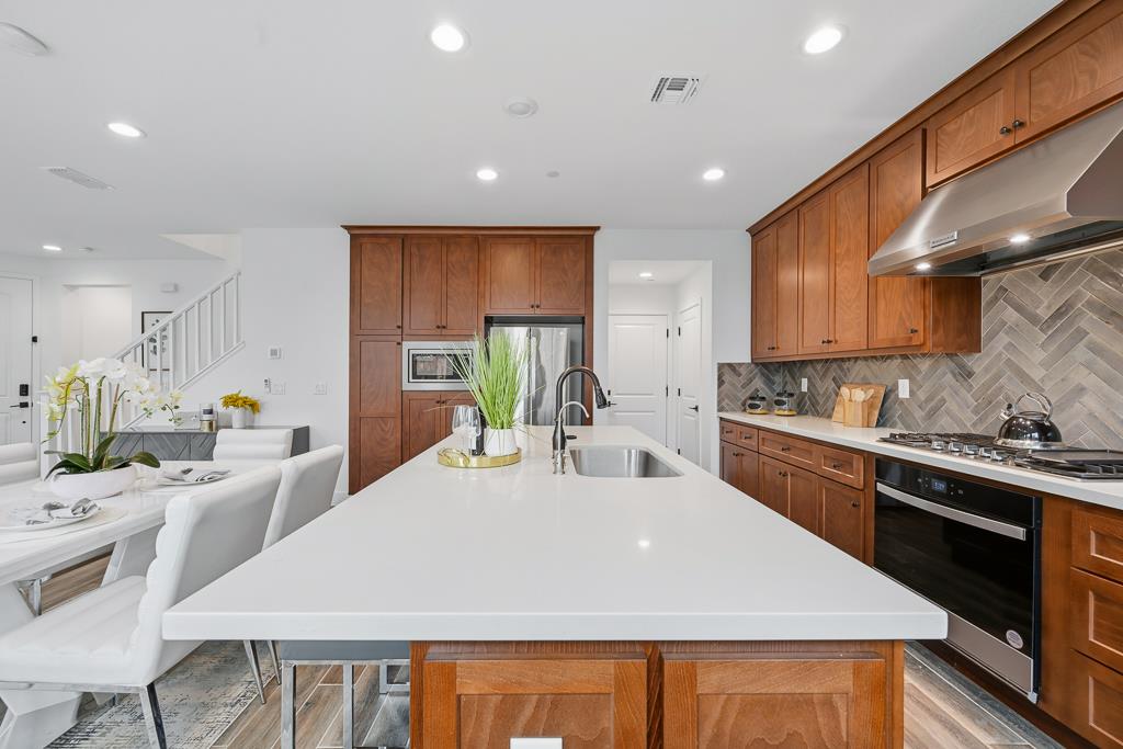 Detail Gallery Image 23 of 74 For 1372 S Melville Ln, Tracy,  CA 95391 - 4 Beds | 3 Baths