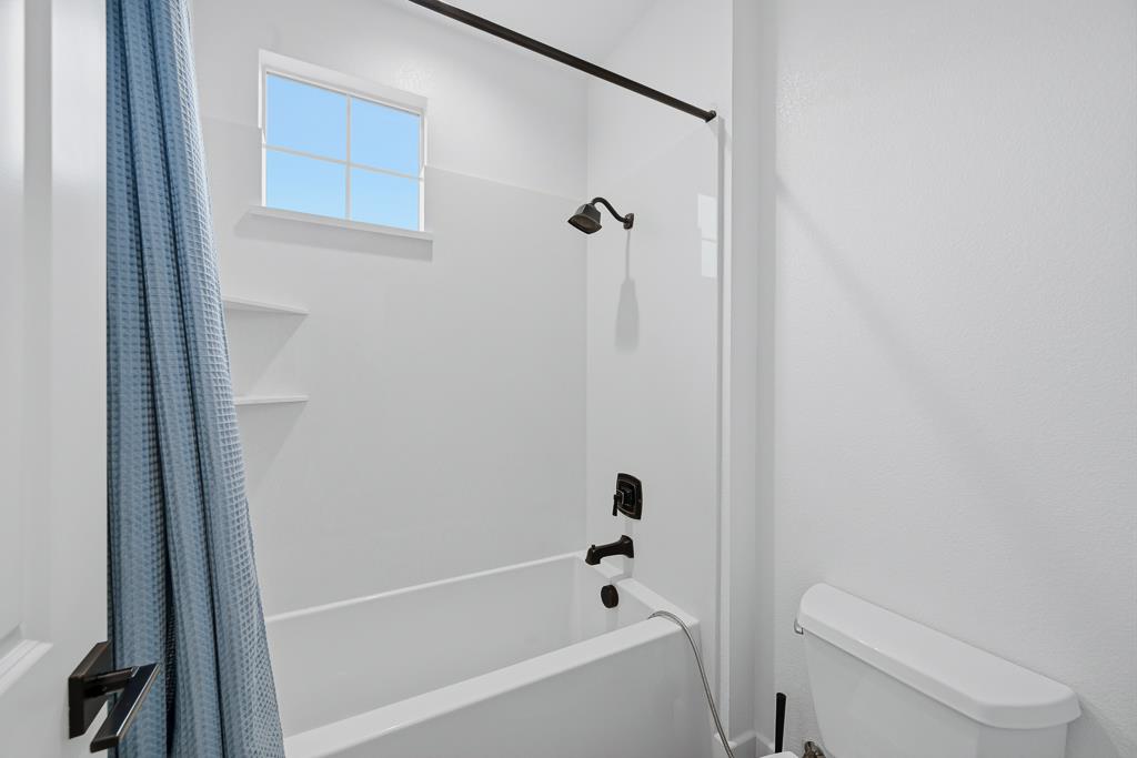 Detail Gallery Image 38 of 74 For 1372 S Melville Ln, Tracy,  CA 95391 - 4 Beds | 3 Baths