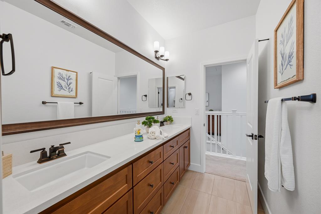 Detail Gallery Image 39 of 74 For 1372 S Melville Ln, Tracy,  CA 95391 - 4 Beds | 3 Baths