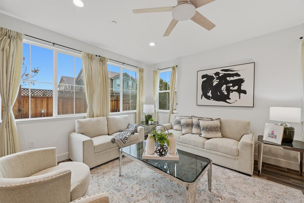 Detail Gallery Image 6 of 74 For 1372 S Melville Ln, Tracy,  CA 95391 - 4 Beds | 3 Baths