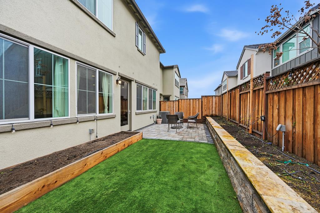 Detail Gallery Image 61 of 74 For 1372 S Melville Ln, Tracy,  CA 95391 - 4 Beds | 3 Baths