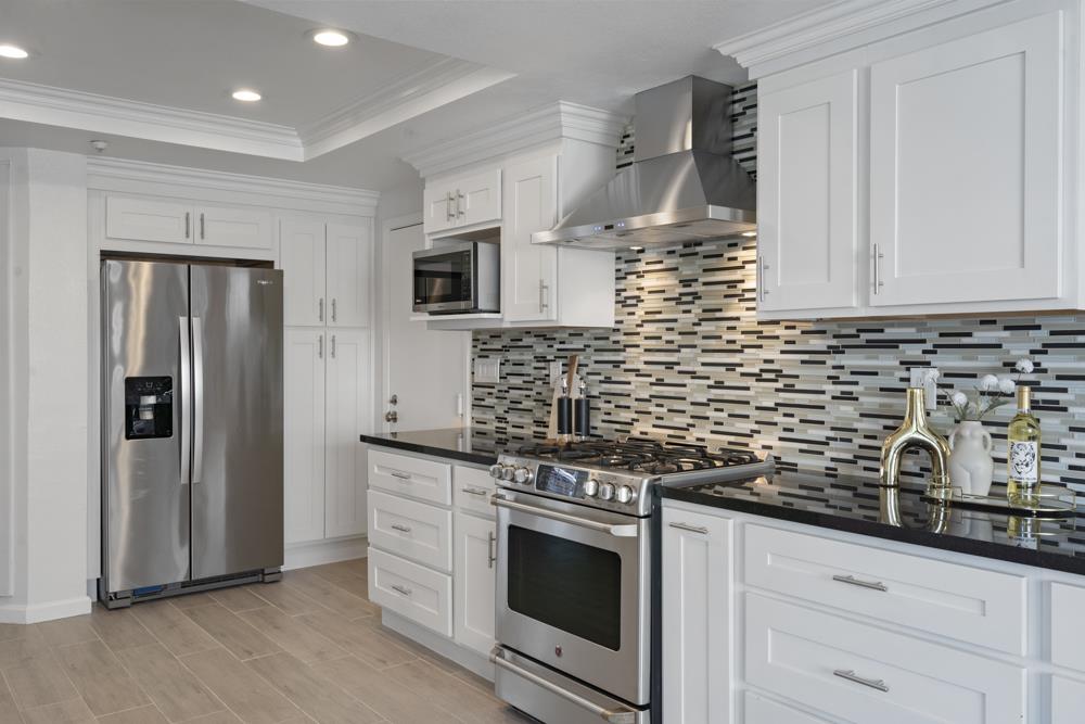 Detail Gallery Image 17 of 62 For 116 Williams Ln, Foster City,  CA 94404 - 3 Beds | 2/1 Baths