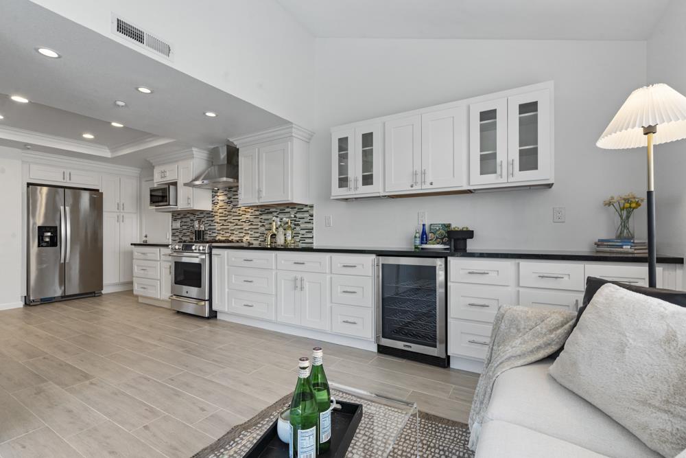 Detail Gallery Image 24 of 62 For 116 Williams Ln, Foster City,  CA 94404 - 3 Beds | 2/1 Baths