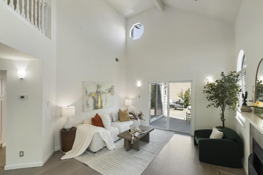 Detail Gallery Image 3 of 62 For 116 Williams Ln, Foster City,  CA 94404 - 3 Beds | 2/1 Baths