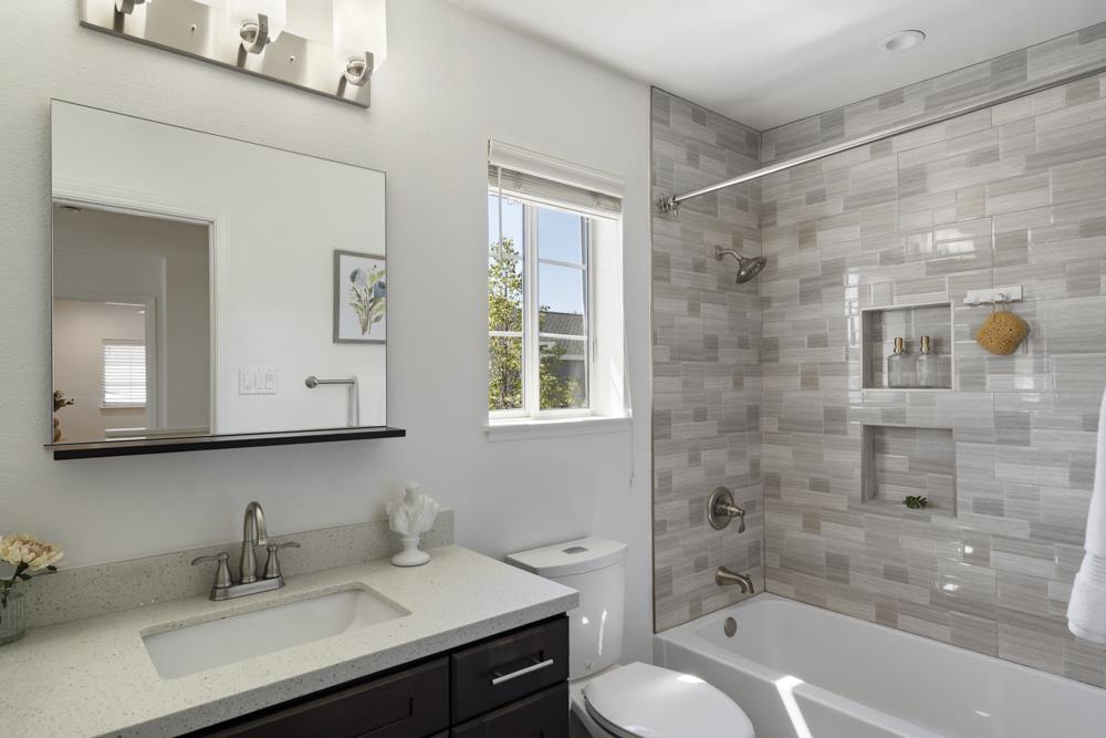 Detail Gallery Image 41 of 62 For 116 Williams Ln, Foster City,  CA 94404 - 3 Beds | 2/1 Baths