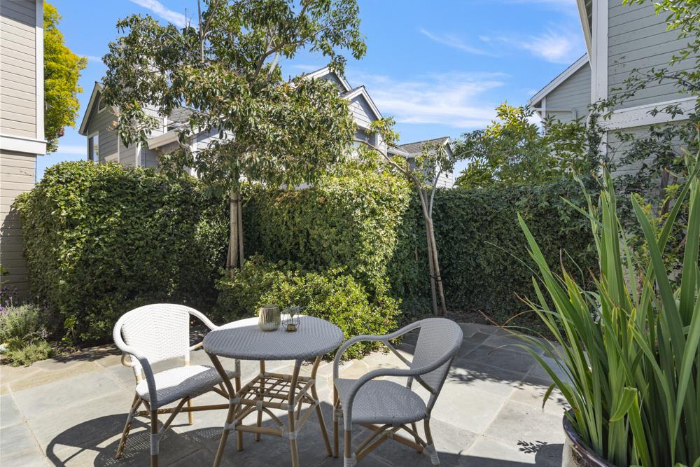 Detail Gallery Image 9 of 62 For 116 Williams Ln, Foster City,  CA 94404 - 3 Beds | 2/1 Baths