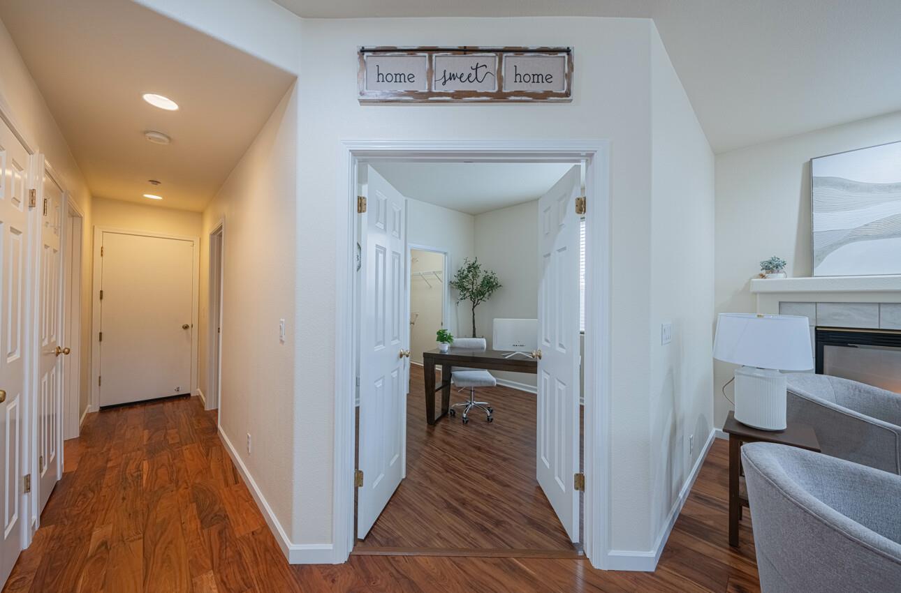 Detail Gallery Image 22 of 44 For 1818 Lancashire Dr, Salinas,  CA 93906 - 5 Beds | 3 Baths