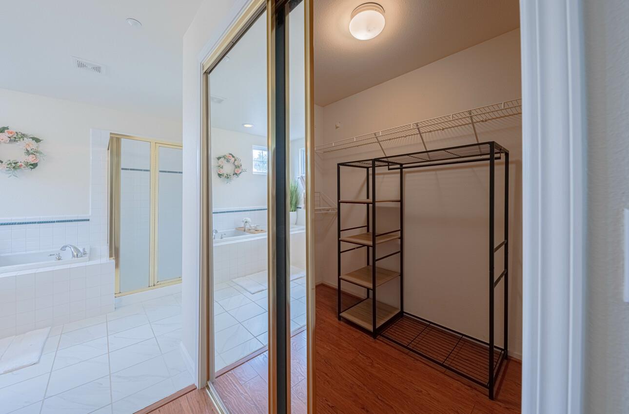 Detail Gallery Image 34 of 44 For 1818 Lancashire Dr, Salinas,  CA 93906 - 5 Beds | 3 Baths