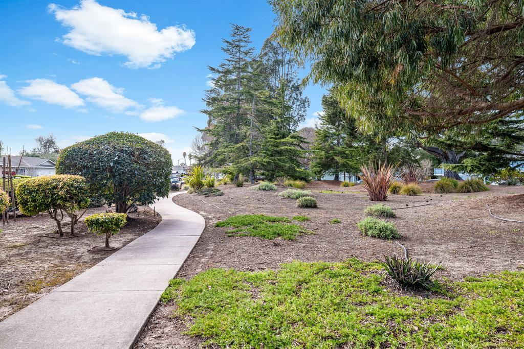 Detail Gallery Image 22 of 29 For 1133 Callas Ln #2,  Capitola,  CA 95010 - 2 Beds | 1 Baths