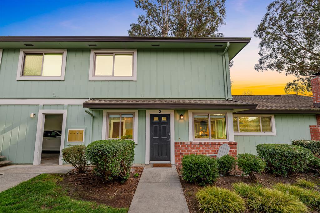 Detail Gallery Image 3 of 29 For 1133 Callas Ln #2,  Capitola,  CA 95010 - 2 Beds | 1 Baths