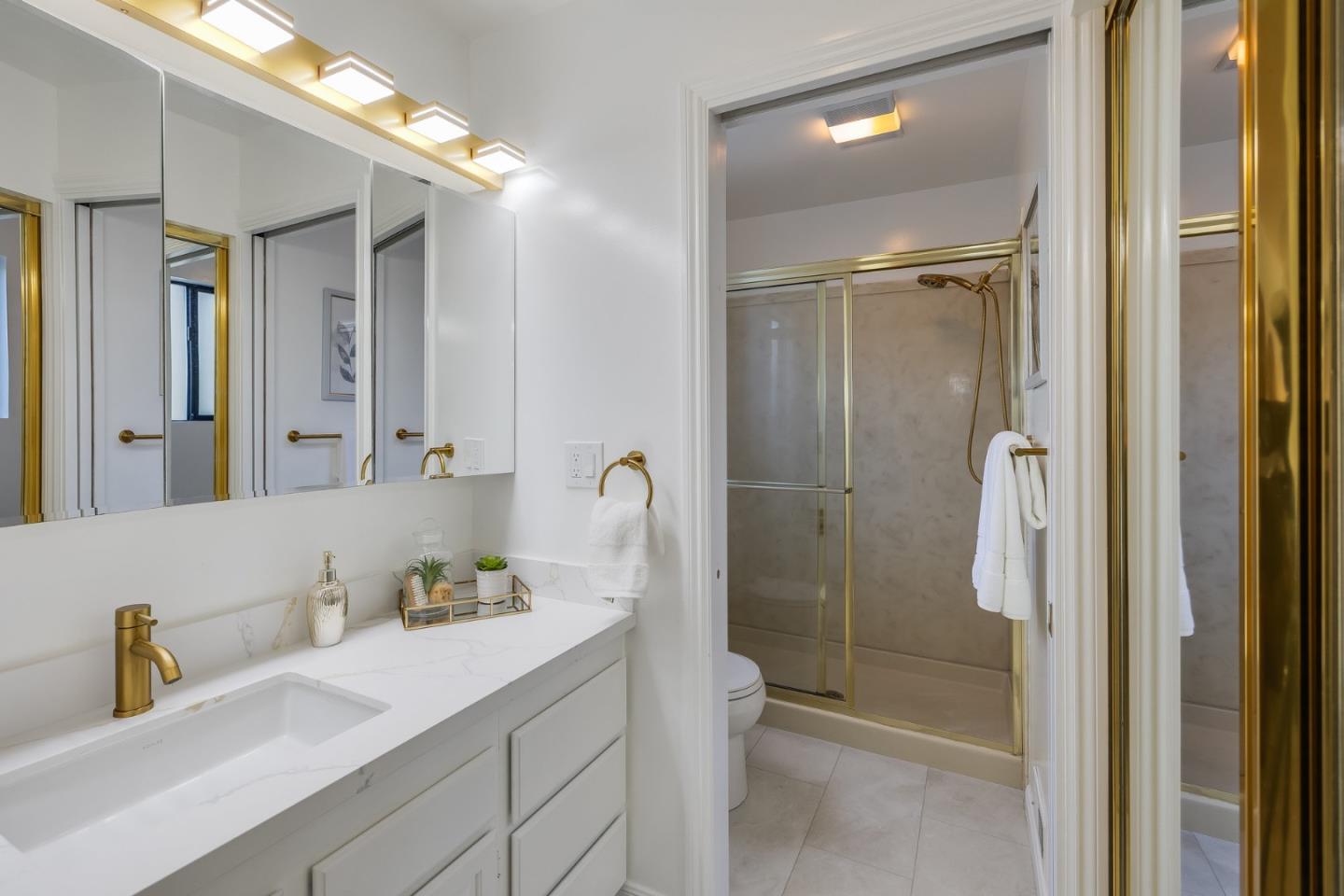 Detail Gallery Image 19 of 27 For 1224 Tilia St, San Mateo,  CA 94402 - 3 Beds | 2 Baths