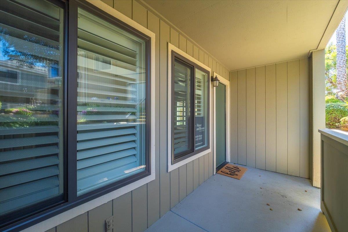 Detail Gallery Image 3 of 17 For 820 Casanova Ave #33,  Monterey,  CA 93940 - 1 Beds | 1 Baths