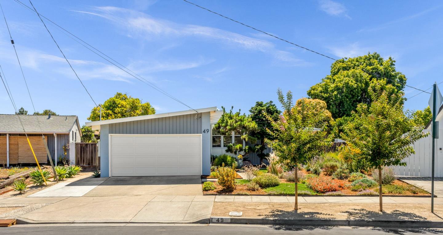 Detail Gallery Image 2 of 49 For 49 Gresel St, Hayward,  CA 94544 - 3 Beds | 2 Baths