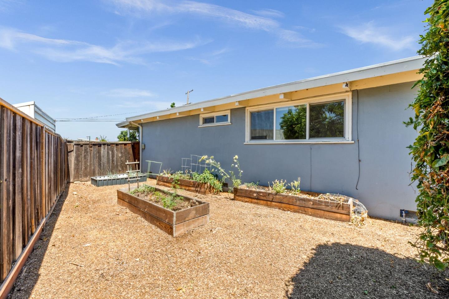 Detail Gallery Image 45 of 49 For 49 Gresel St, Hayward,  CA 94544 - 3 Beds | 2 Baths