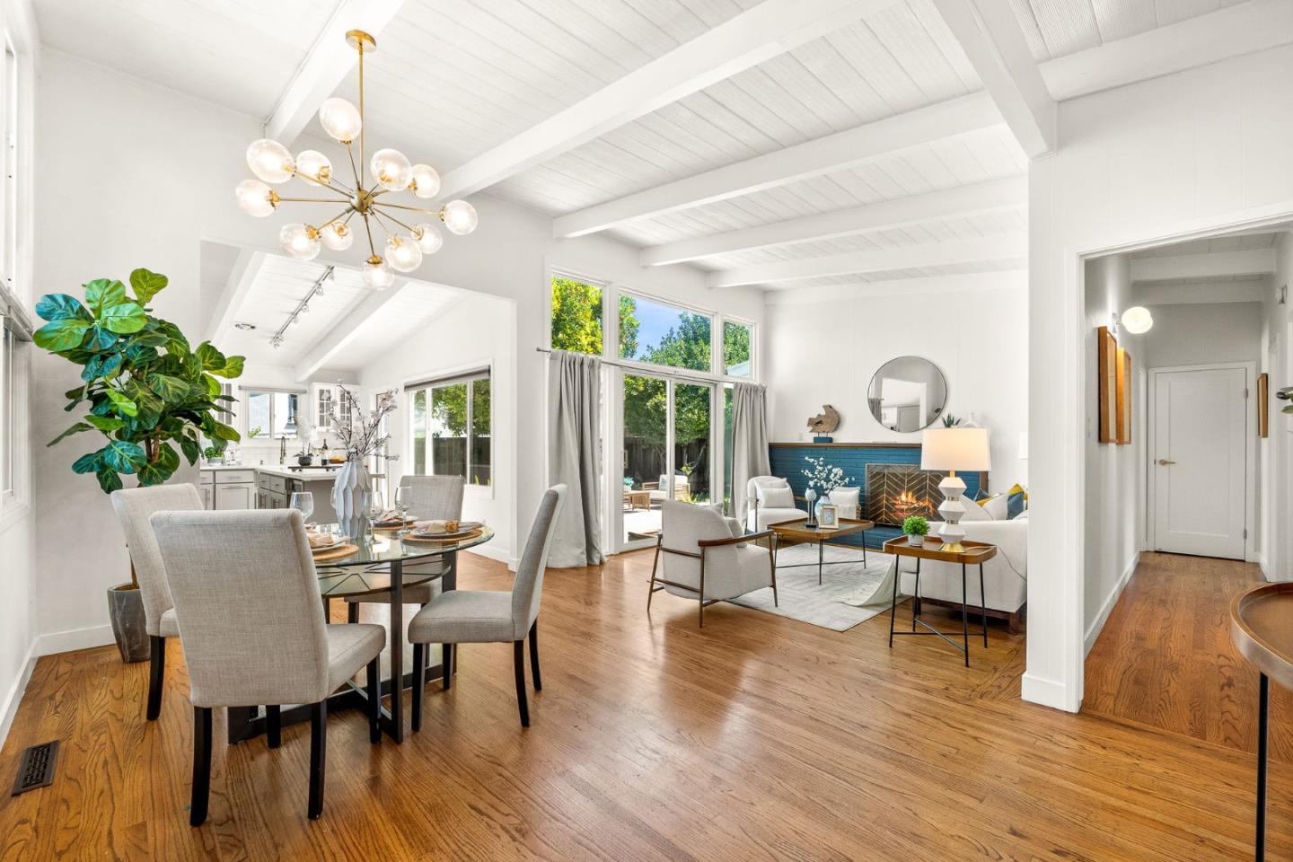 Detail Gallery Image 8 of 49 For 49 Gresel St, Hayward,  CA 94544 - 3 Beds | 2 Baths