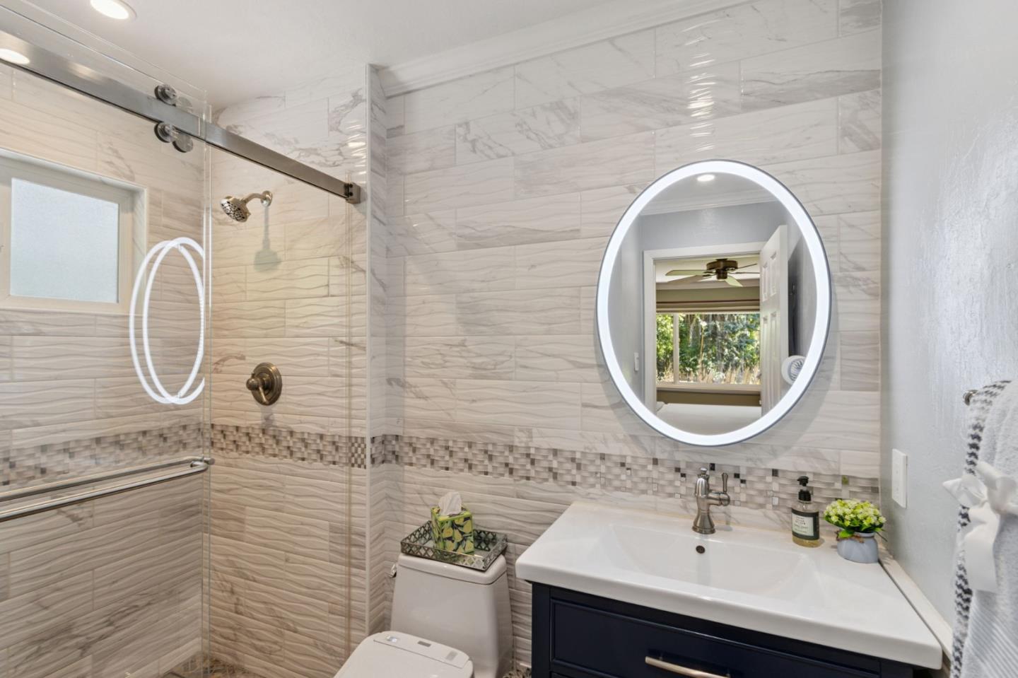 Detail Gallery Image 20 of 48 For 2920 Brittan Ave, San Carlos,  CA 94070 - 3 Beds | 2 Baths