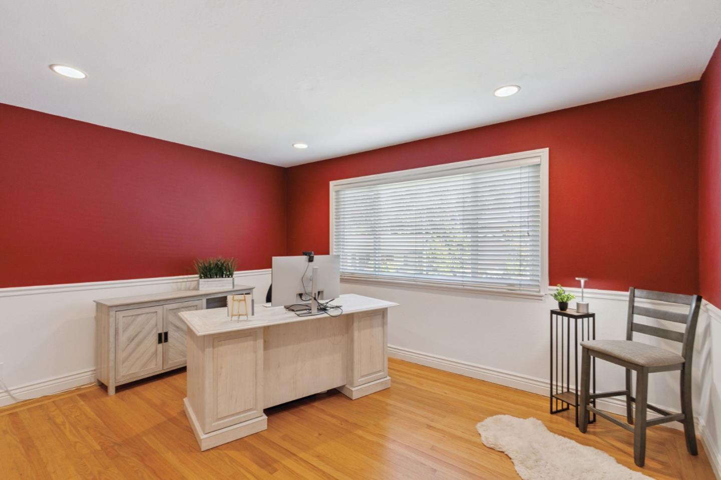 Detail Gallery Image 21 of 48 For 2920 Brittan Ave, San Carlos,  CA 94070 - 3 Beds | 2 Baths