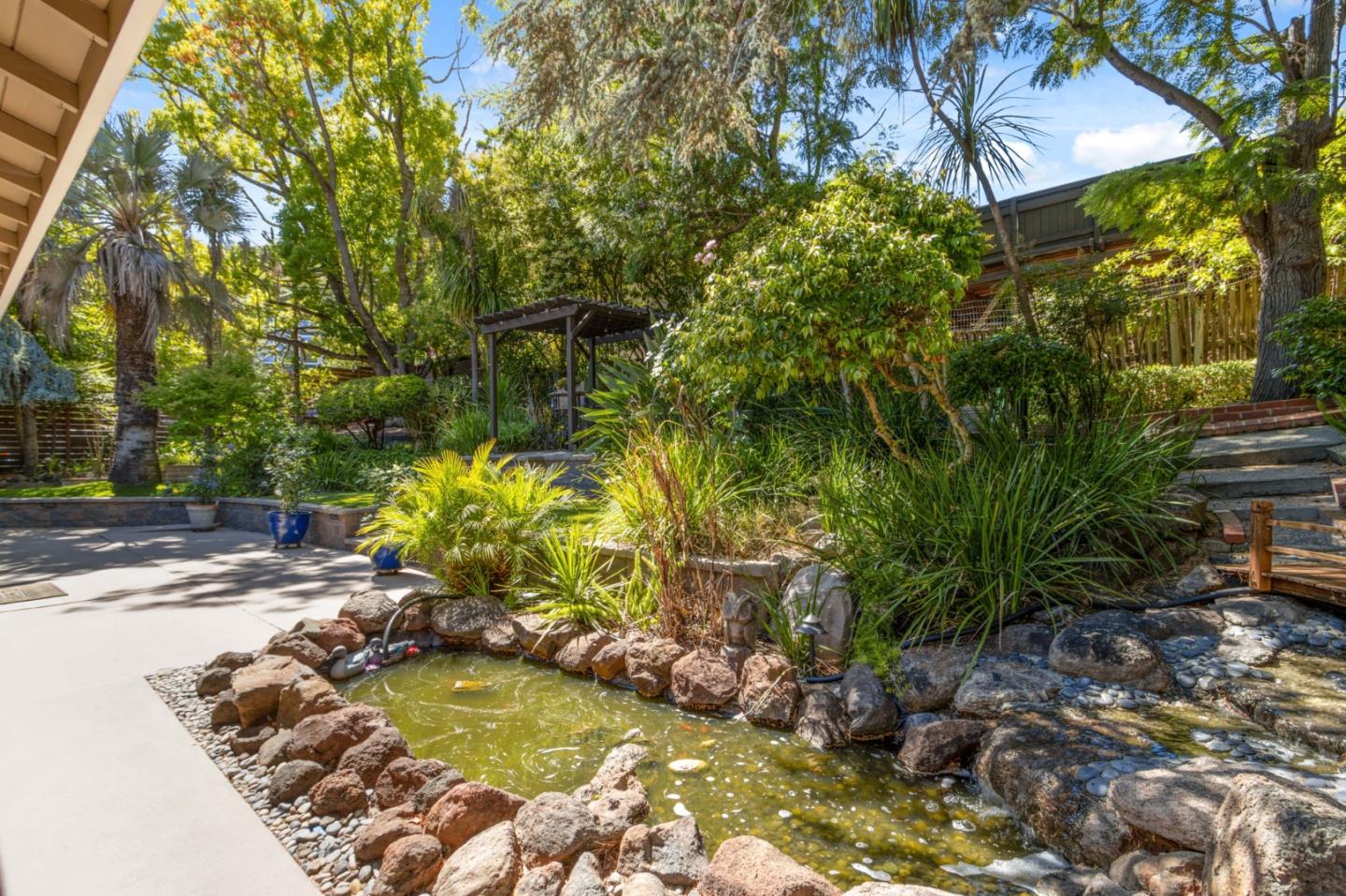 Detail Gallery Image 27 of 48 For 2920 Brittan Ave, San Carlos,  CA 94070 - 3 Beds | 2 Baths