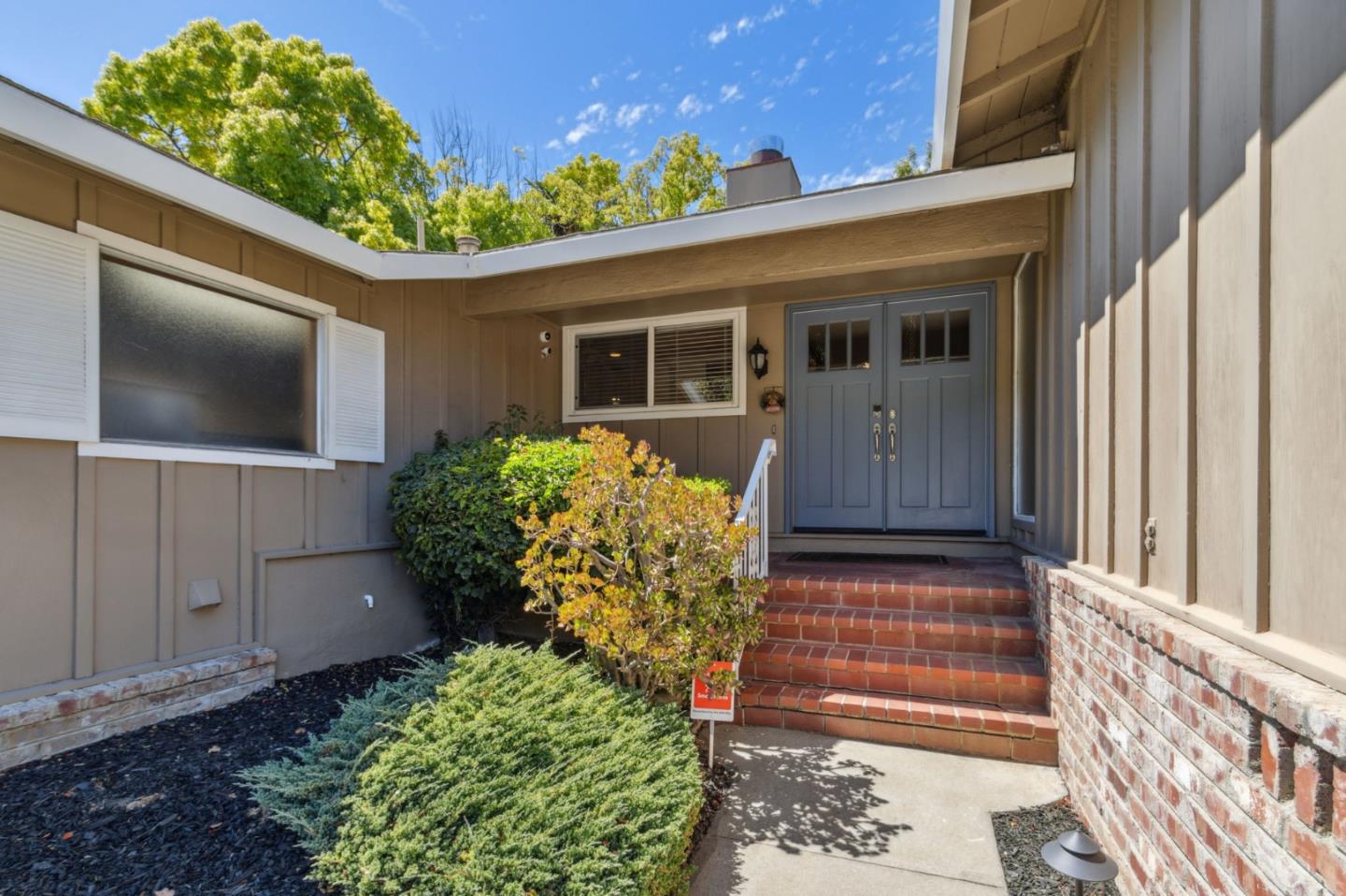 Detail Gallery Image 3 of 48 For 2920 Brittan Ave, San Carlos,  CA 94070 - 3 Beds | 2 Baths