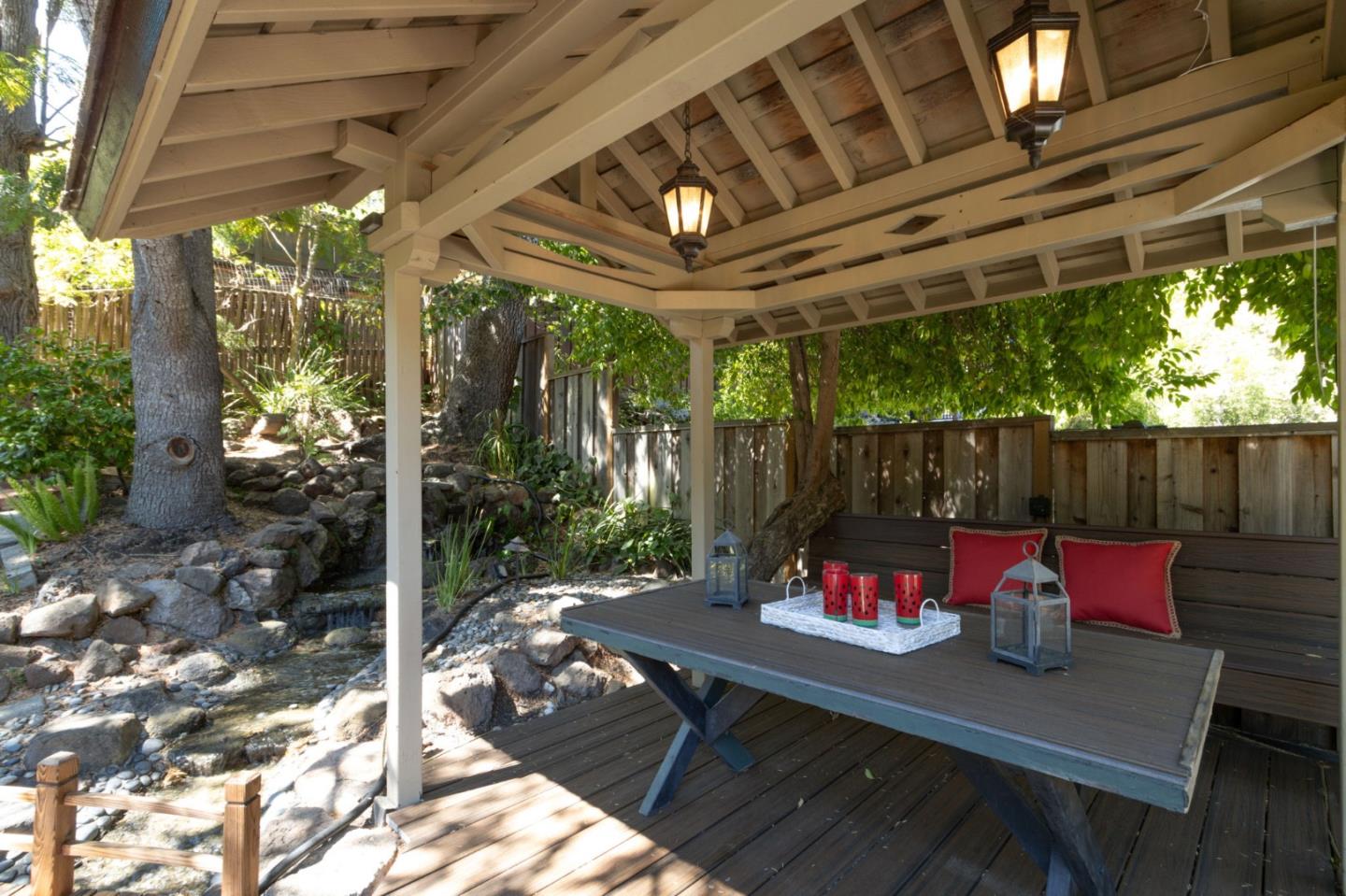 Detail Gallery Image 32 of 48 For 2920 Brittan Ave, San Carlos,  CA 94070 - 3 Beds | 2 Baths