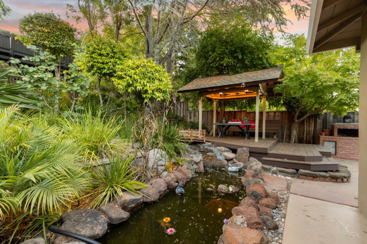 Detail Gallery Image 41 of 48 For 2920 Brittan Ave, San Carlos,  CA 94070 - 3 Beds | 2 Baths