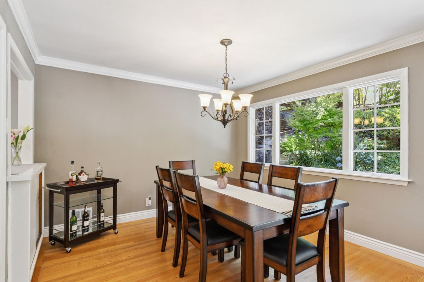 Detail Gallery Image 9 of 48 For 2920 Brittan Ave, San Carlos,  CA 94070 - 3 Beds | 2 Baths