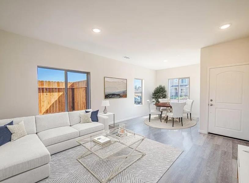 Detail Gallery Image 2 of 8 For 603 Cadiz Ave, Merced,  CA 95341 - 4 Beds | 2/1 Baths