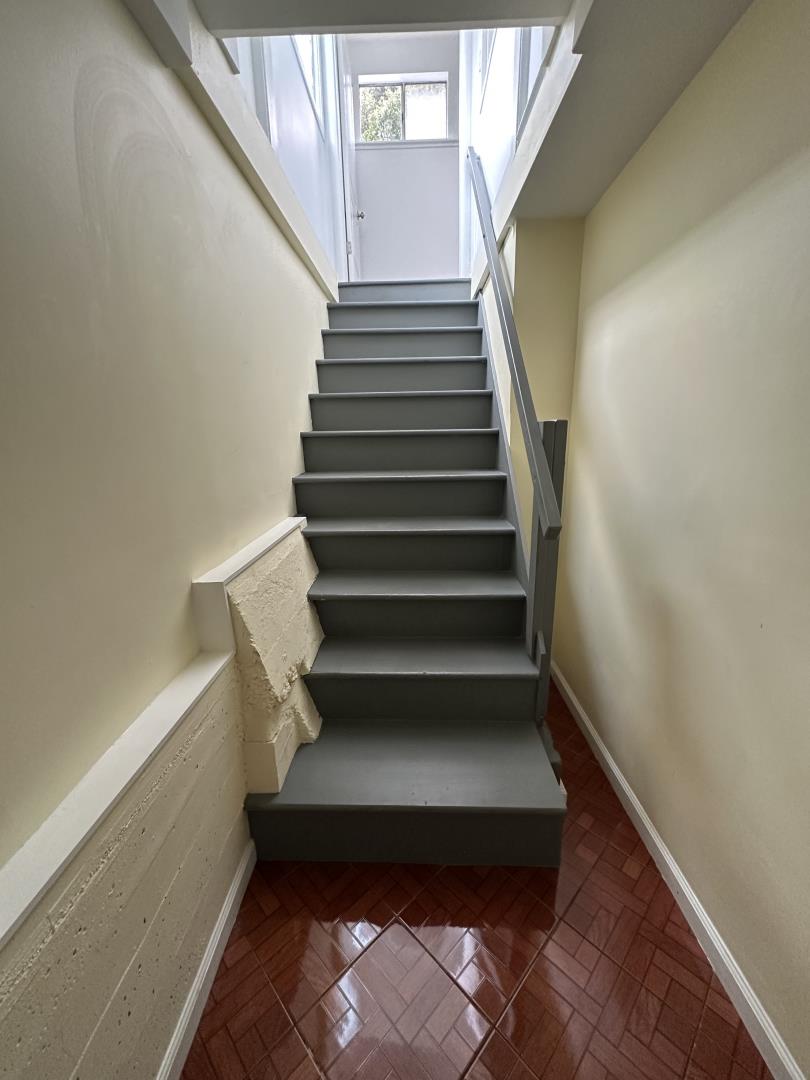 Detail Gallery Image 14 of 20 For 111 Chapman Ave, South San Francisco,  CA 94080 - 3 Beds | 2 Baths