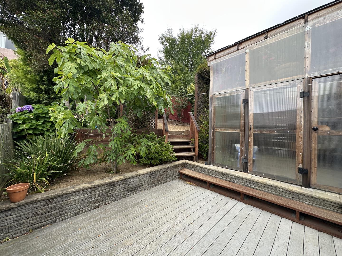 Detail Gallery Image 2 of 20 For 111 Chapman Ave, South San Francisco,  CA 94080 - 3 Beds | 2 Baths