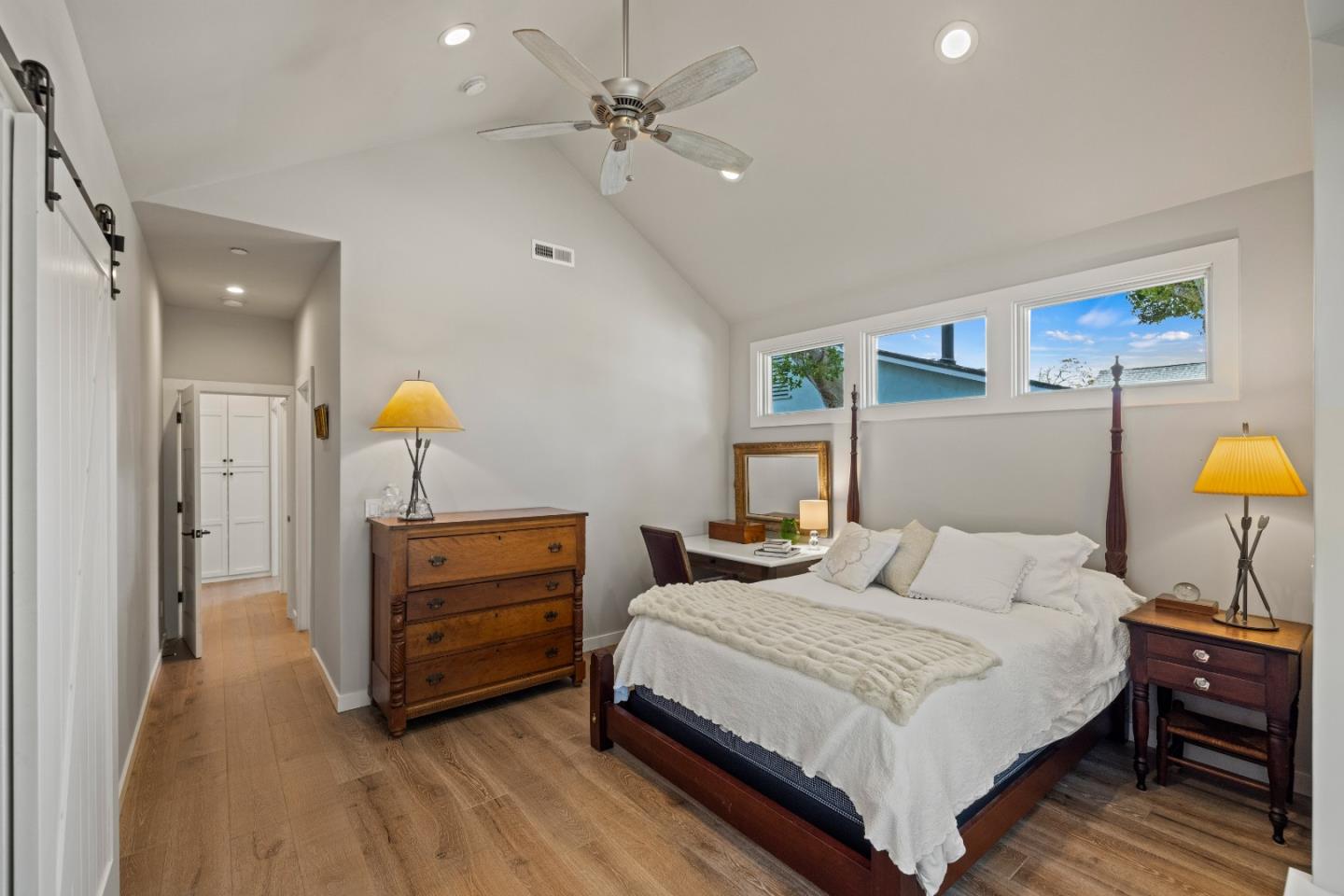 Detail Gallery Image 13 of 29 For 222 Wood St, Pacific Grove,  CA 93950 - 2 Beds | 2 Baths