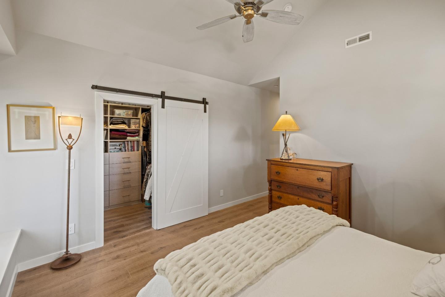 Detail Gallery Image 14 of 29 For 222 Wood St, Pacific Grove,  CA 93950 - 2 Beds | 2 Baths