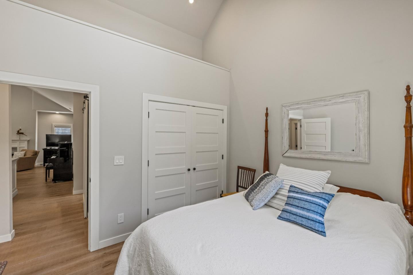 Detail Gallery Image 18 of 29 For 222 Wood St, Pacific Grove,  CA 93950 - 2 Beds | 2 Baths
