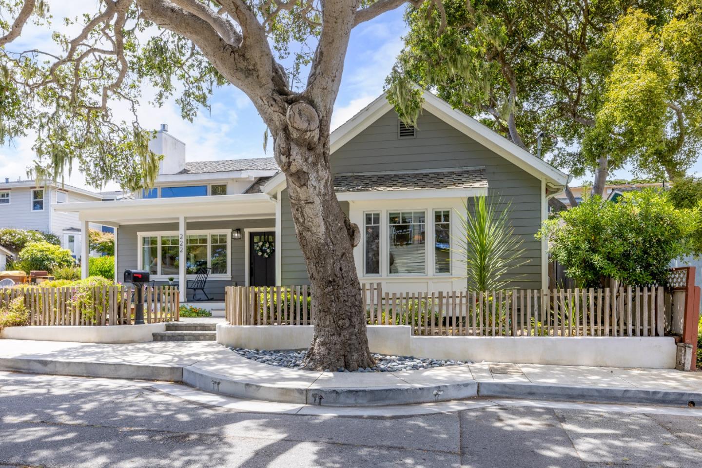 Detail Gallery Image 28 of 29 For 222 Wood St, Pacific Grove,  CA 93950 - 2 Beds | 2 Baths