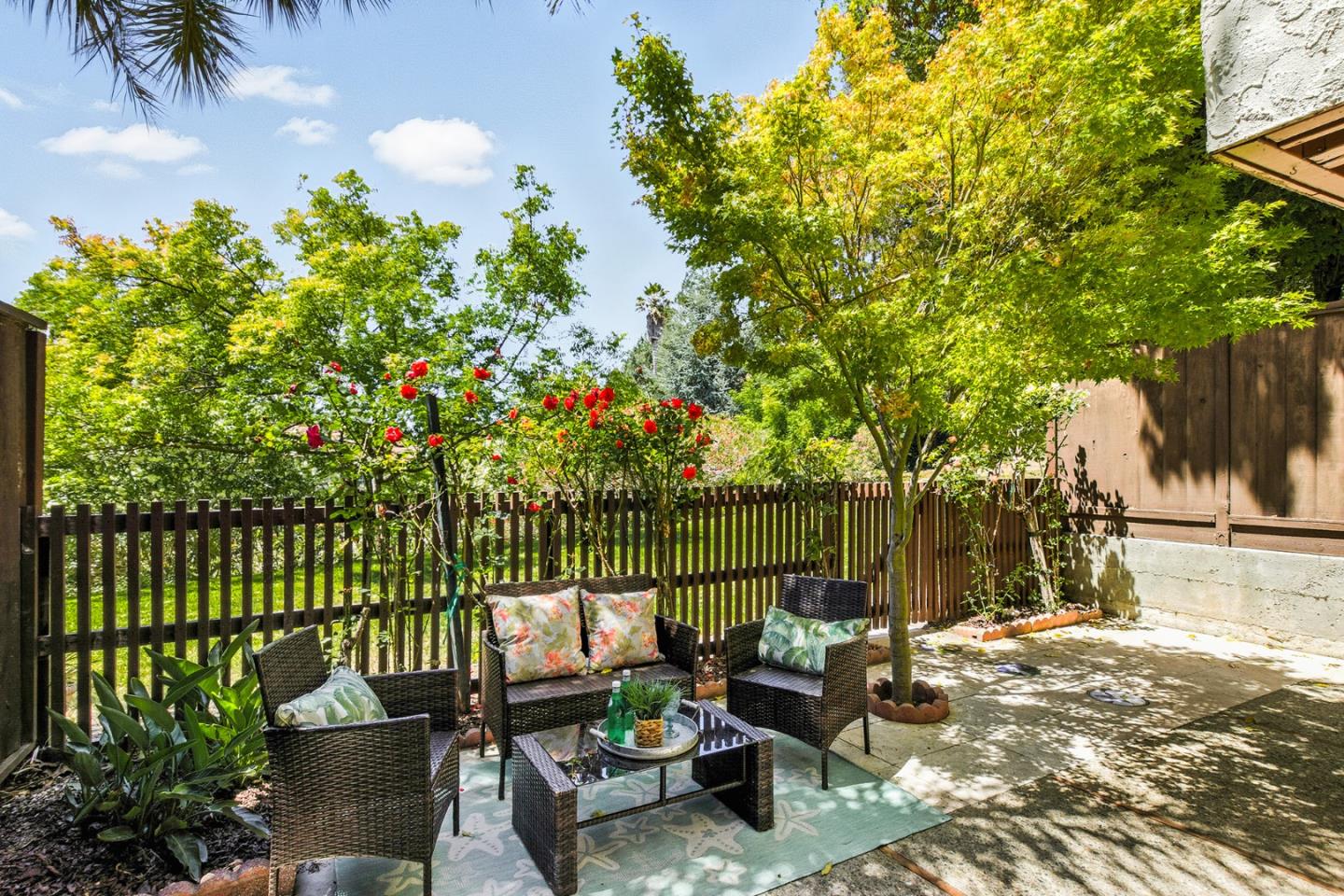 Detail Gallery Image 12 of 66 For 3585 Flint Creek Dr, San Jose,  CA 95148 - 2 Beds | 2/1 Baths