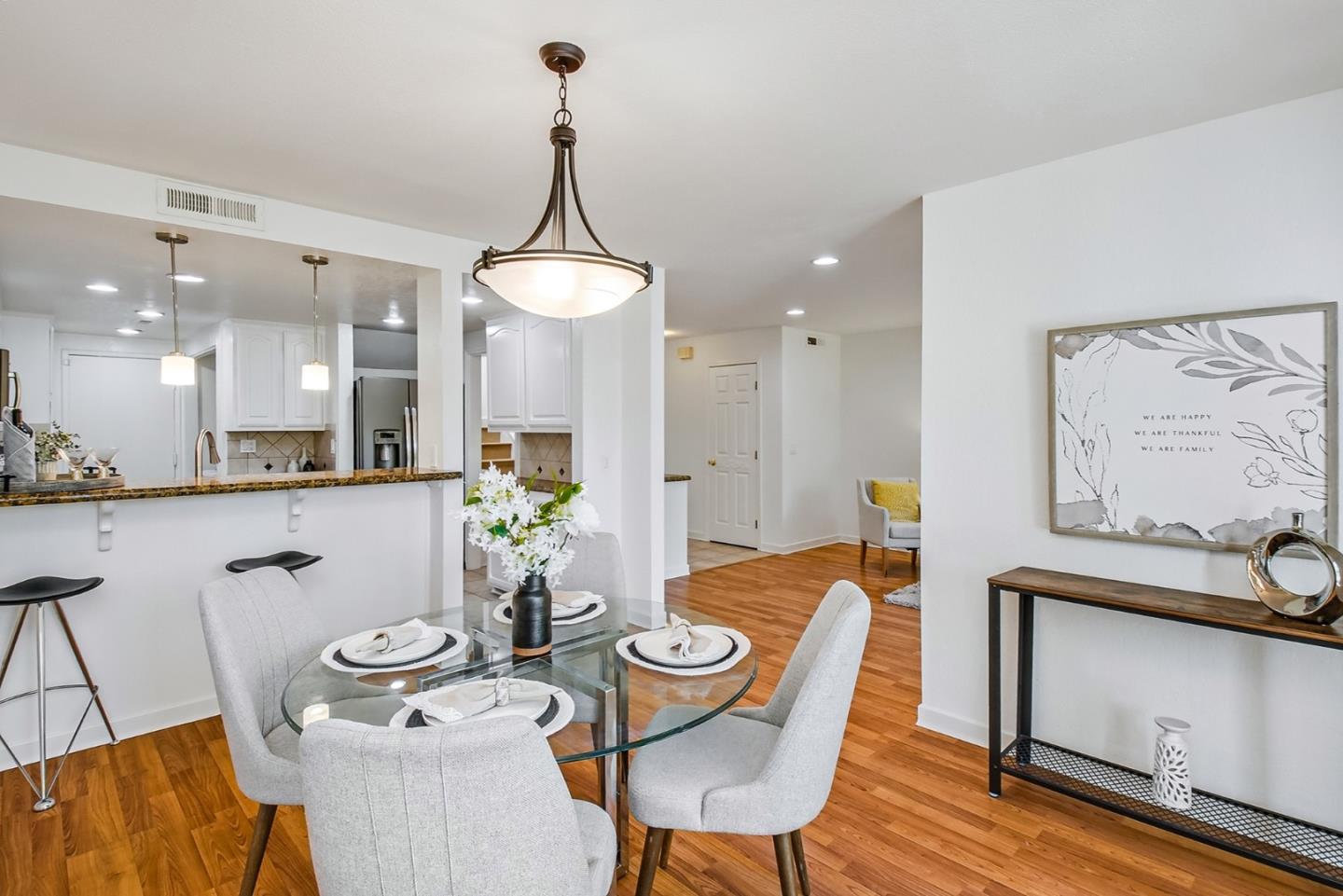 Detail Gallery Image 15 of 66 For 3585 Flint Creek Dr, San Jose,  CA 95148 - 2 Beds | 2/1 Baths