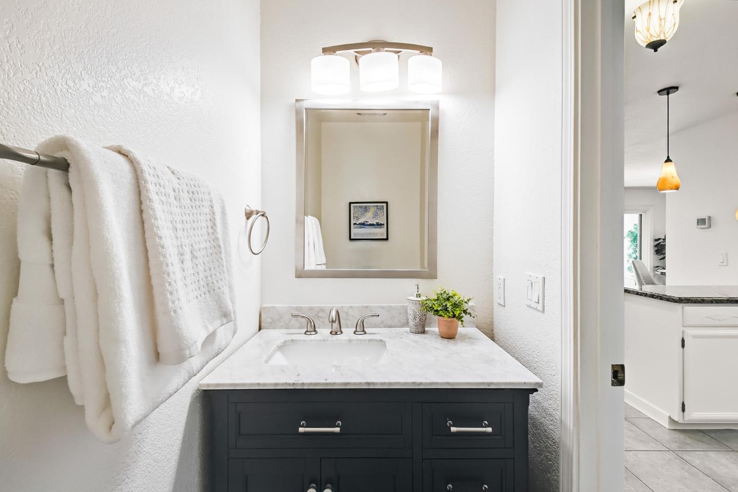 Detail Gallery Image 19 of 66 For 3585 Flint Creek Dr, San Jose,  CA 95148 - 2 Beds | 2/1 Baths
