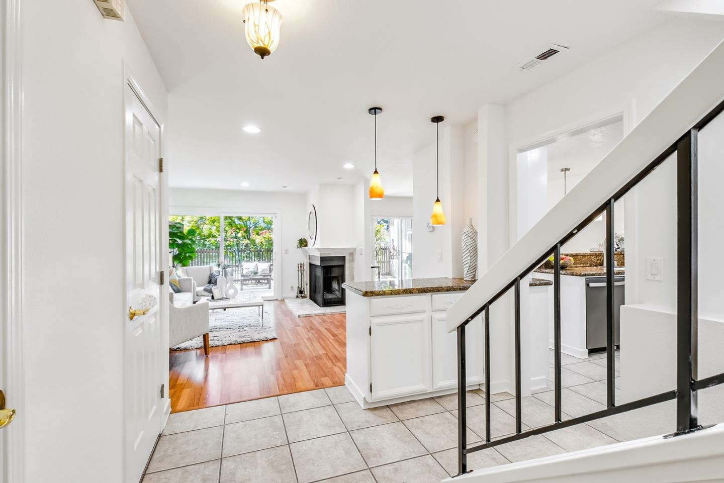 Detail Gallery Image 20 of 66 For 3585 Flint Creek Dr, San Jose,  CA 95148 - 2 Beds | 2/1 Baths