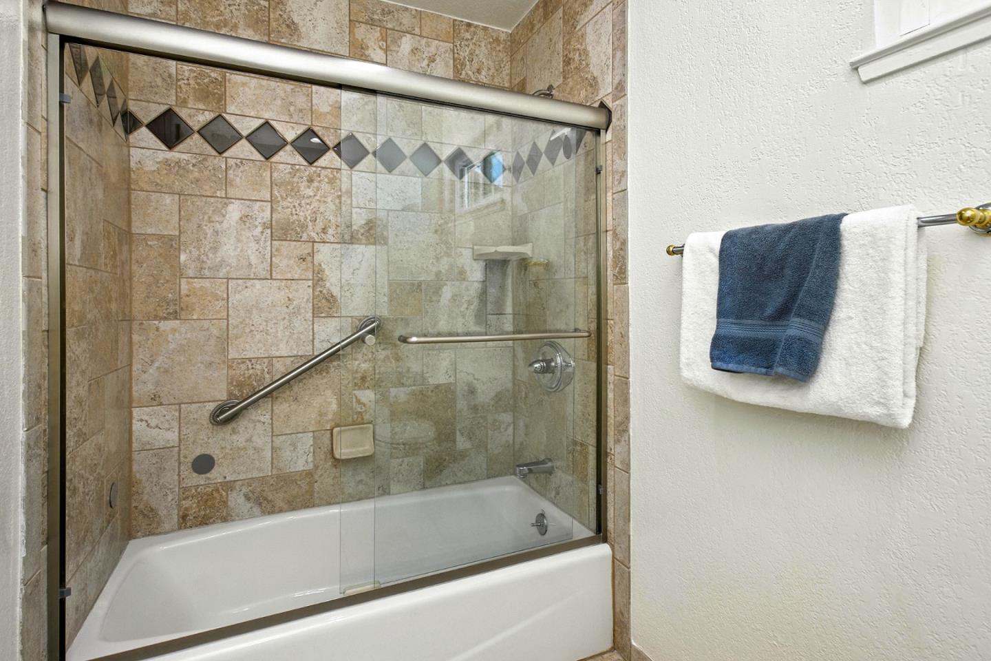 Detail Gallery Image 33 of 66 For 3585 Flint Creek Dr, San Jose,  CA 95148 - 2 Beds | 2/1 Baths