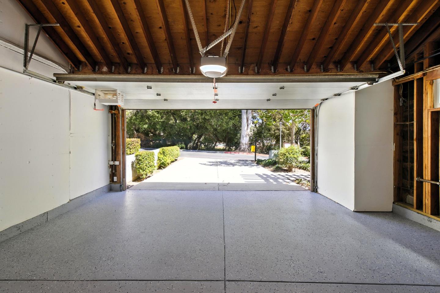 Detail Gallery Image 38 of 66 For 3585 Flint Creek Dr, San Jose,  CA 95148 - 2 Beds | 2/1 Baths