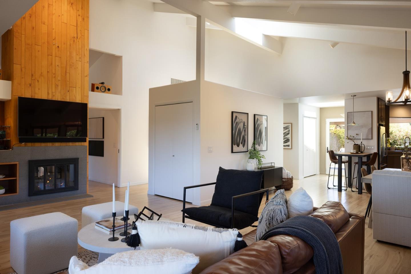 Detail Gallery Image 12 of 40 For 265 Nido Way, Carmel Valley,  CA 93924 - 2 Beds | 2 Baths