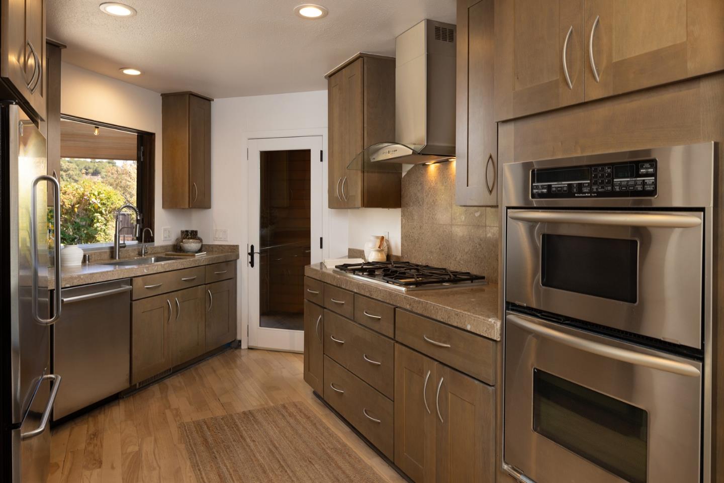 Detail Gallery Image 14 of 40 For 265 Nido Way, Carmel Valley,  CA 93924 - 2 Beds | 2 Baths
