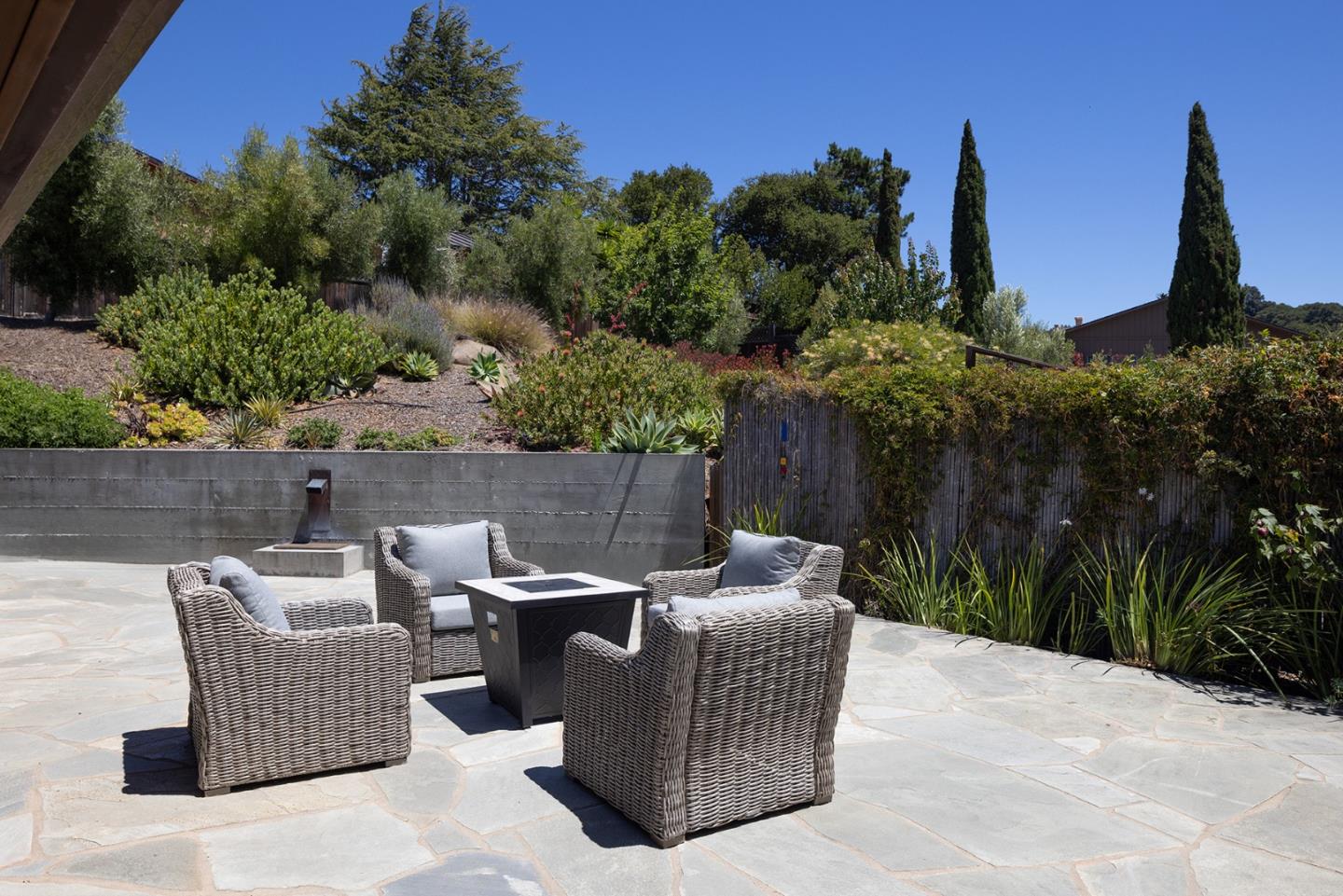 Detail Gallery Image 29 of 40 For 265 Nido Way, Carmel Valley,  CA 93924 - 2 Beds | 2 Baths