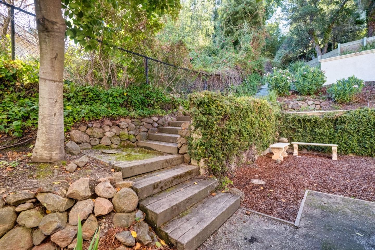 Detail Gallery Image 105 of 129 For 2855 Churchill Dr, Hillsborough,  CA 94010 - 5 Beds | 5/1 Baths