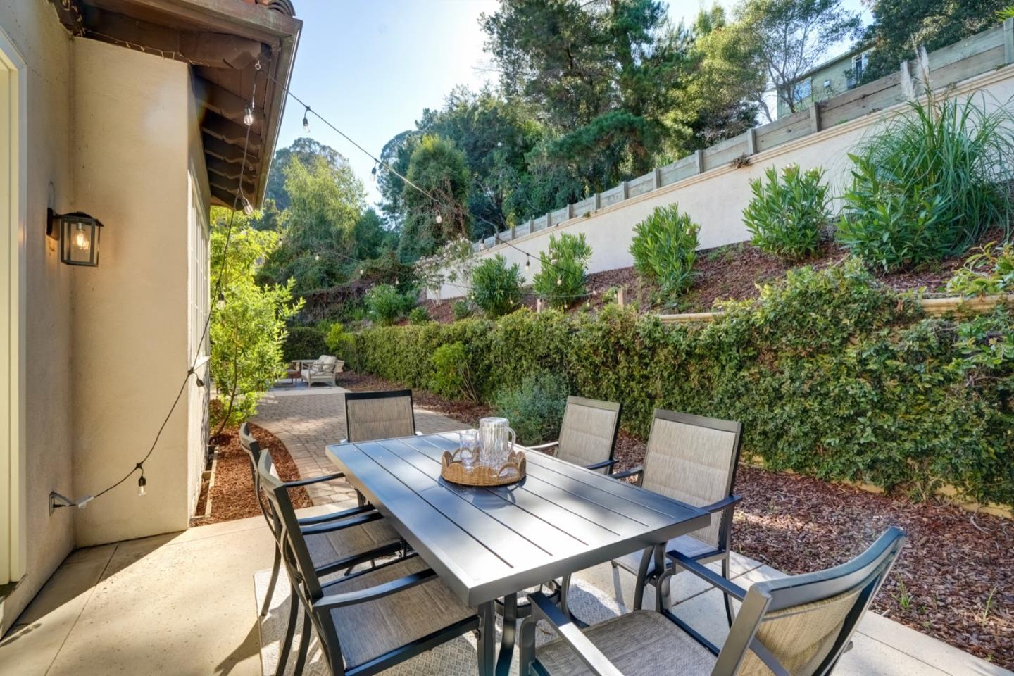 Detail Gallery Image 114 of 129 For 2855 Churchill Dr, Hillsborough,  CA 94010 - 5 Beds | 5/1 Baths