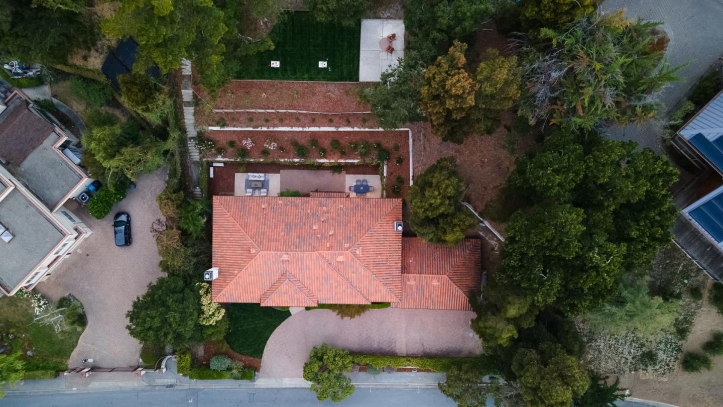 Detail Gallery Image 125 of 129 For 2855 Churchill Dr, Hillsborough,  CA 94010 - 5 Beds | 5/1 Baths