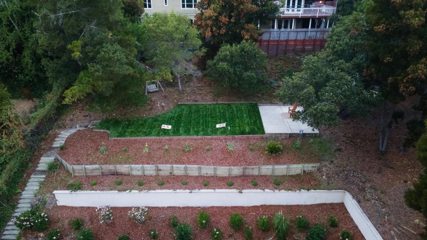 Detail Gallery Image 127 of 129 For 2855 Churchill Dr, Hillsborough,  CA 94010 - 5 Beds | 5/1 Baths