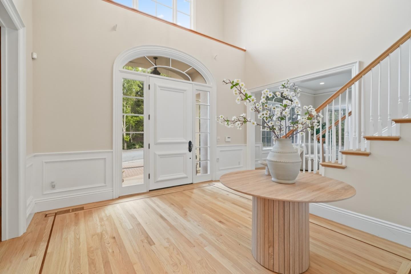 Detail Gallery Image 14 of 129 For 2855 Churchill Dr, Hillsborough,  CA 94010 - 5 Beds | 5/1 Baths