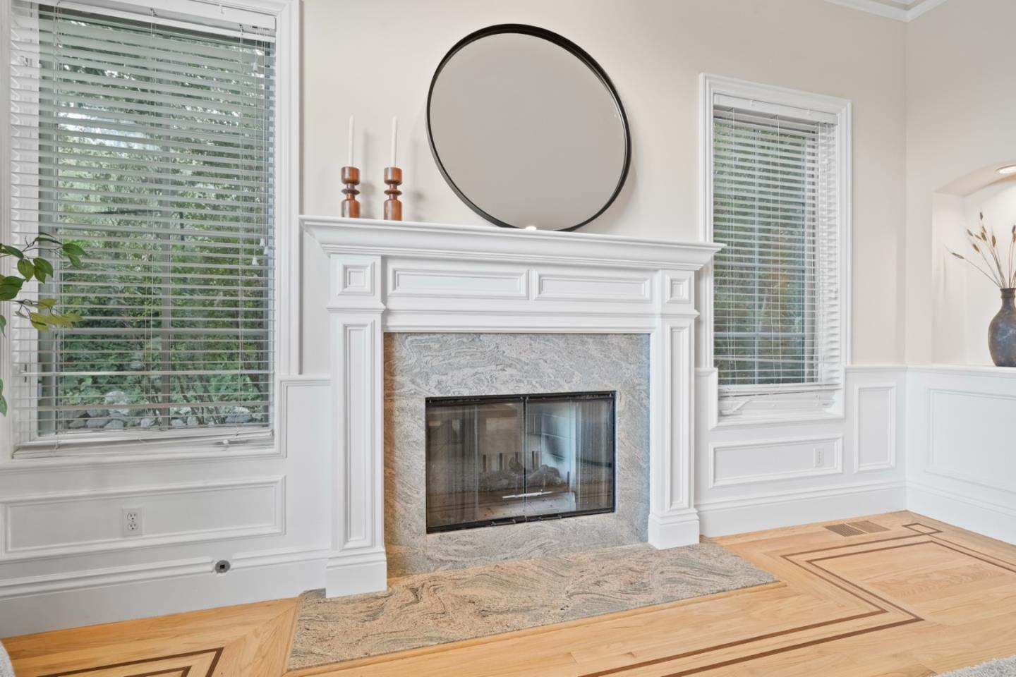 Detail Gallery Image 17 of 129 For 2855 Churchill Dr, Hillsborough,  CA 94010 - 5 Beds | 5/1 Baths