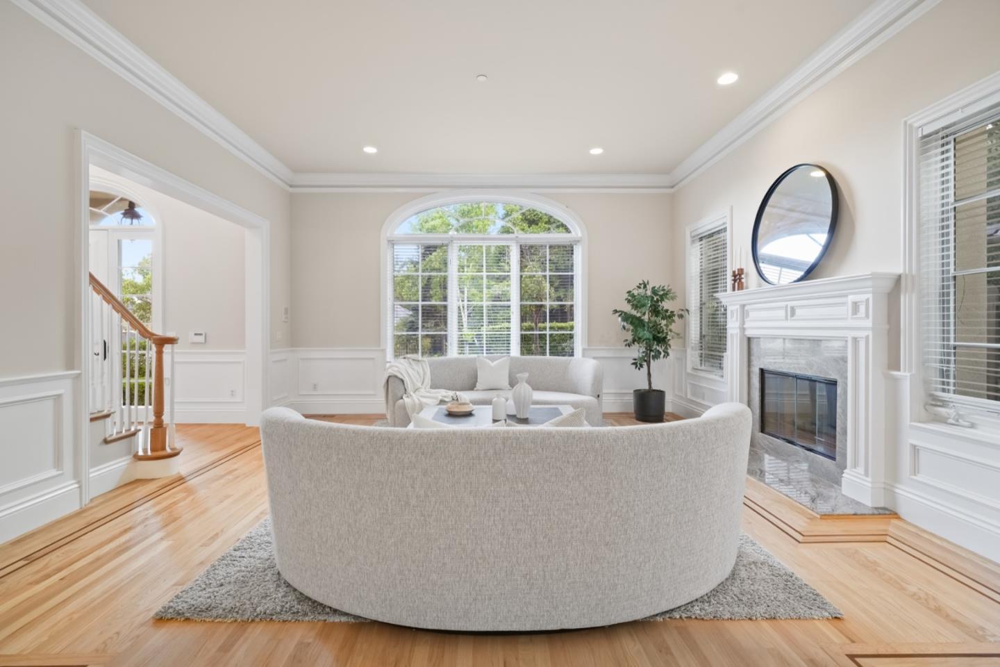 Detail Gallery Image 22 of 129 For 2855 Churchill Dr, Hillsborough,  CA 94010 - 5 Beds | 5/1 Baths