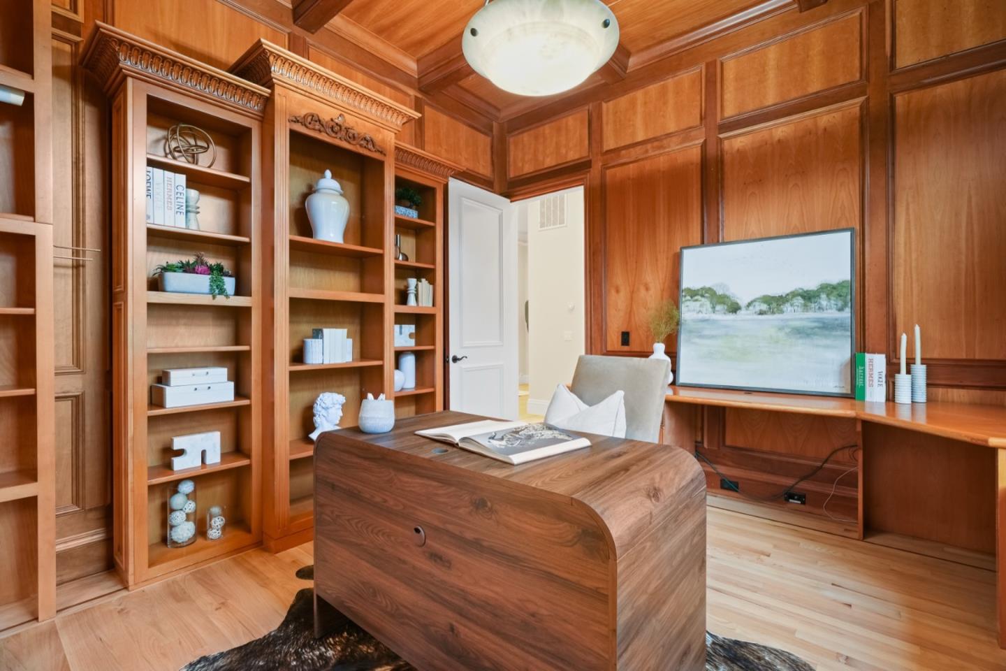 Detail Gallery Image 26 of 129 For 2855 Churchill Dr, Hillsborough,  CA 94010 - 5 Beds | 5/1 Baths